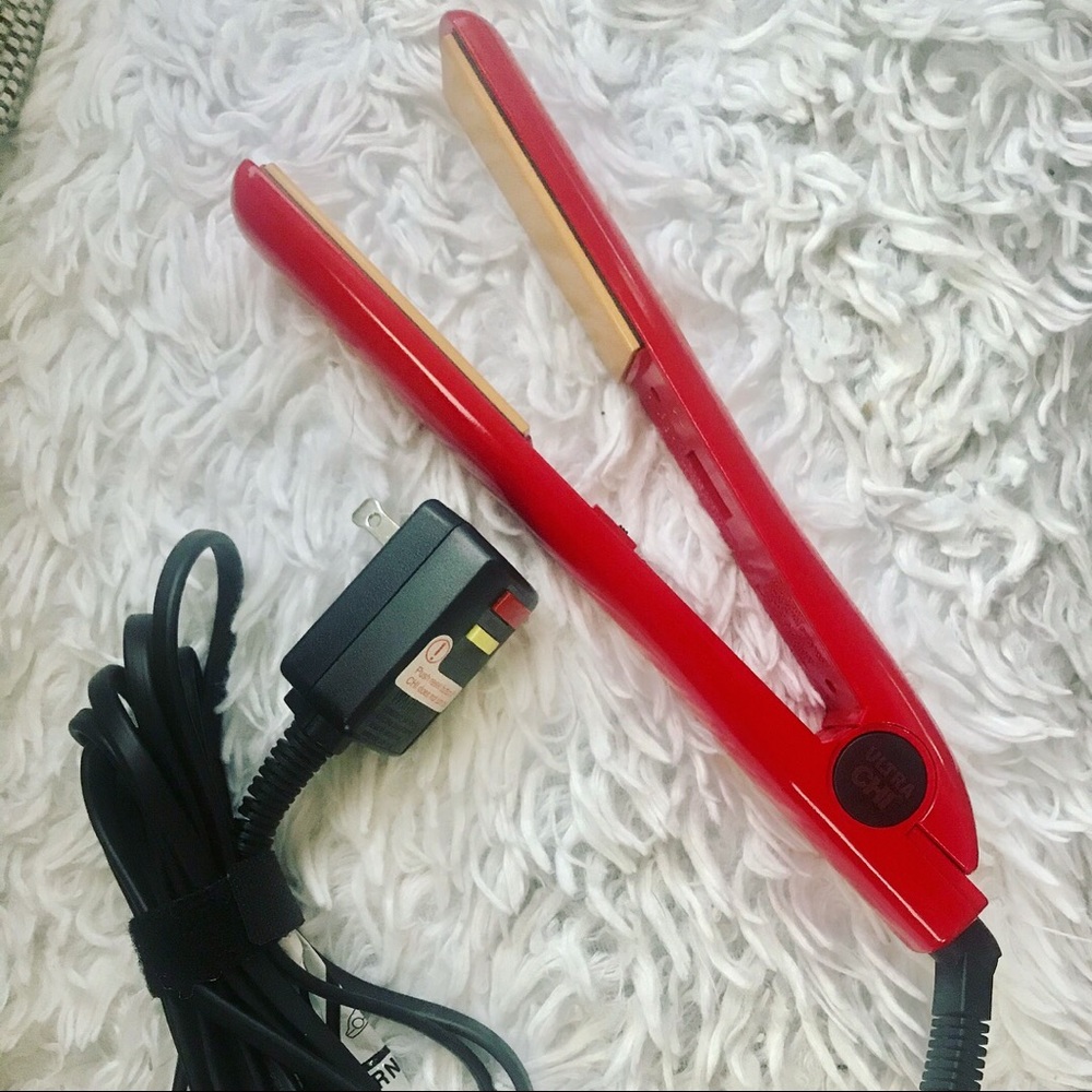 Ultra Chi straightener